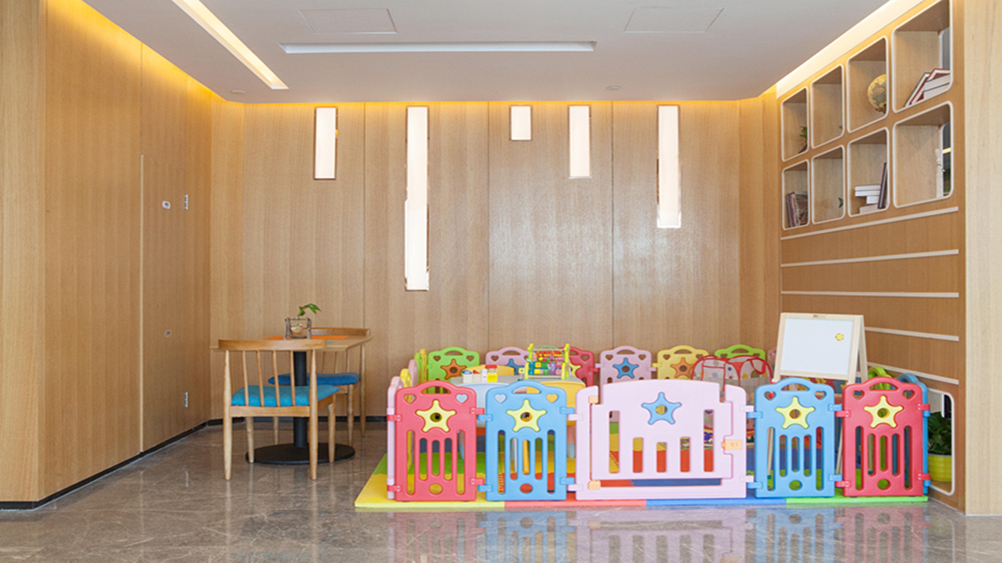 Holiday Inn Express Chengdu Airport Zone Free Shuttle From Shuangliu International Airport To Hotel ,Welcome Drink Eksteriør billede