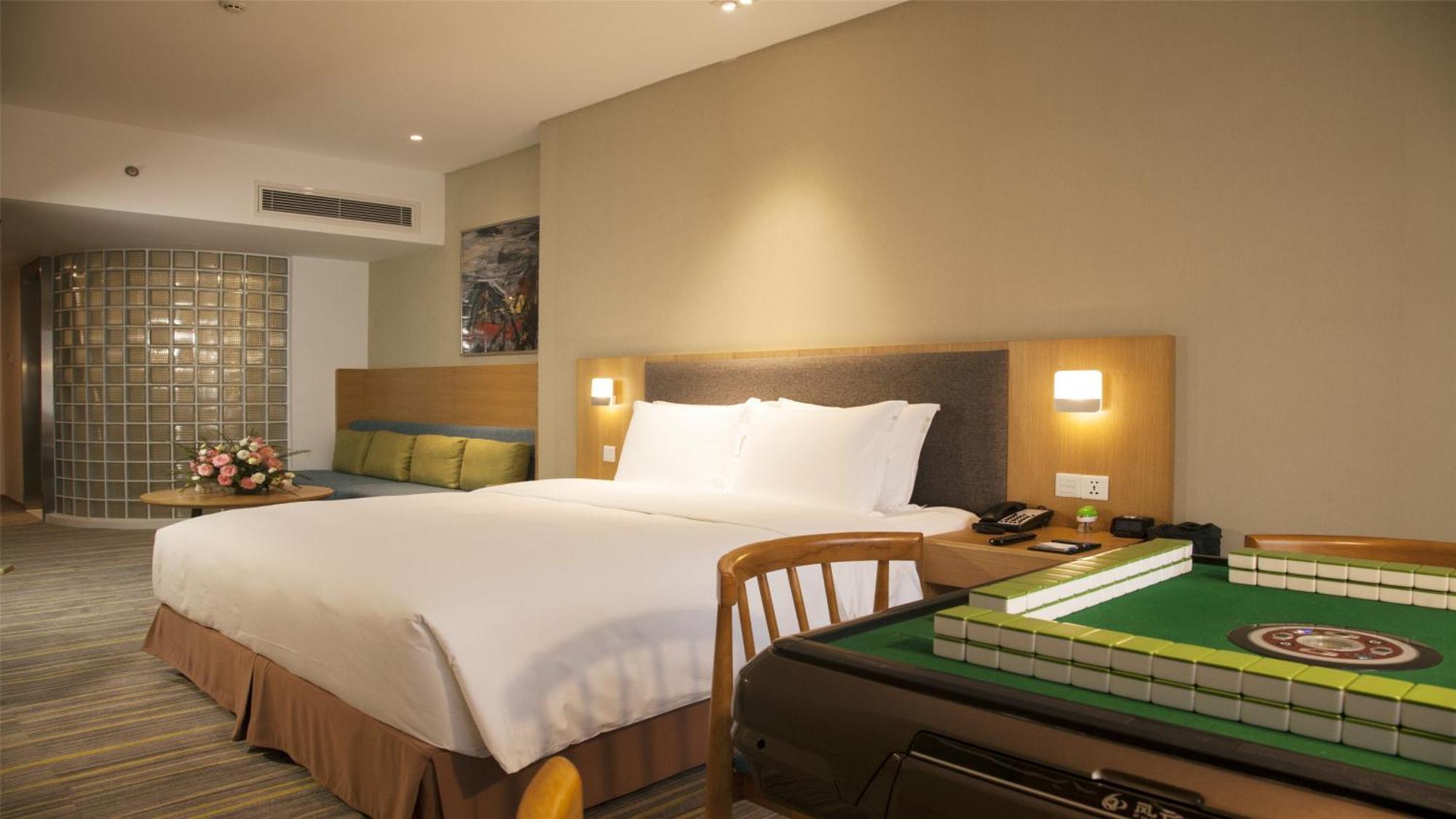 Holiday Inn Express Chengdu Airport Zone Free Shuttle From Shuangliu International Airport To Hotel ,Welcome Drink Eksteriør billede
